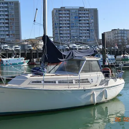 Montecristo Bådhotel Boulogne-sur-Mer
